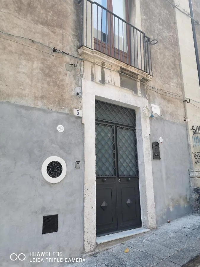 Appartamento Casine Cerami Aeroporto di Catania Fontana Rossa